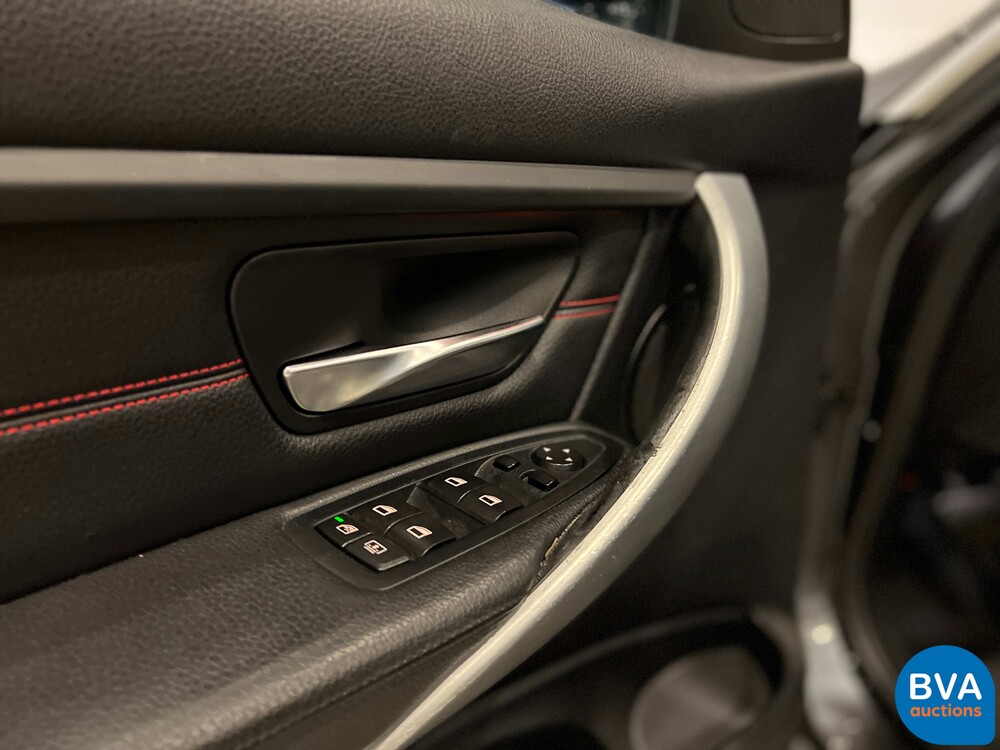 BMW ActiveHybrid 3 F30 335i Sedan 340pk 3-Serie 2013