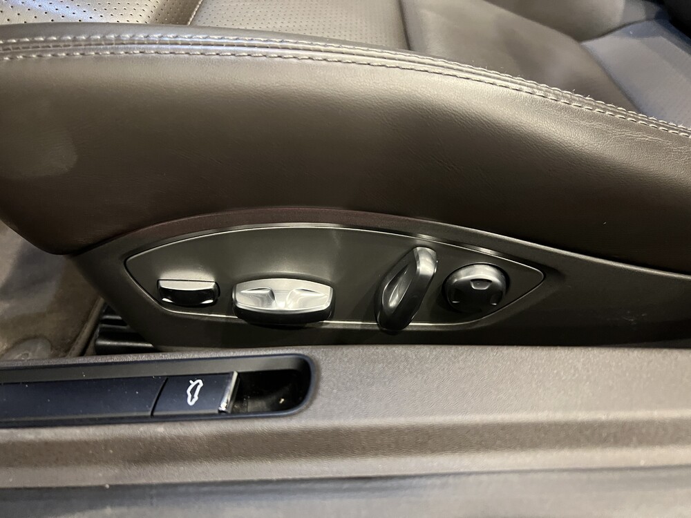 Porsche 911 4s 991.2 Carrera 4s Cabriolet 420hp 2016 FACELIFT, ZS-666-G.