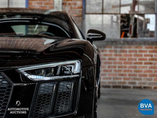 Audi R8 V10 PLUS 5.2 FSI Quattro 610hp 2016 NEW MODEL, N-348-FN.