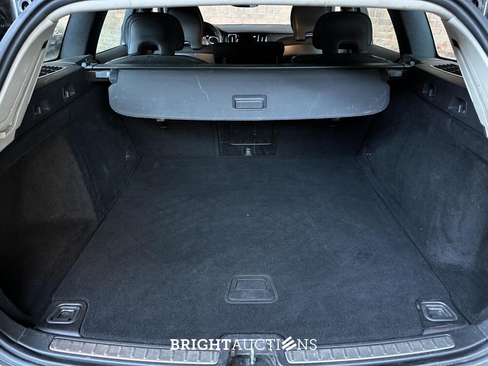 Volvo V60 2.0 B3 Momentum Advantage 163PK 2021 (Origineel-NL+1e eigenaar), K-788-LP