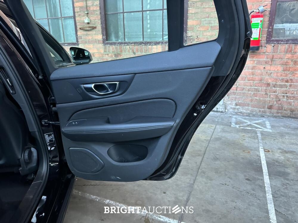 Volvo V60 2.0 B3 Momentum Advantage 163PK 2021 (Origineel-NL+1e eigenaar), K-788-LP