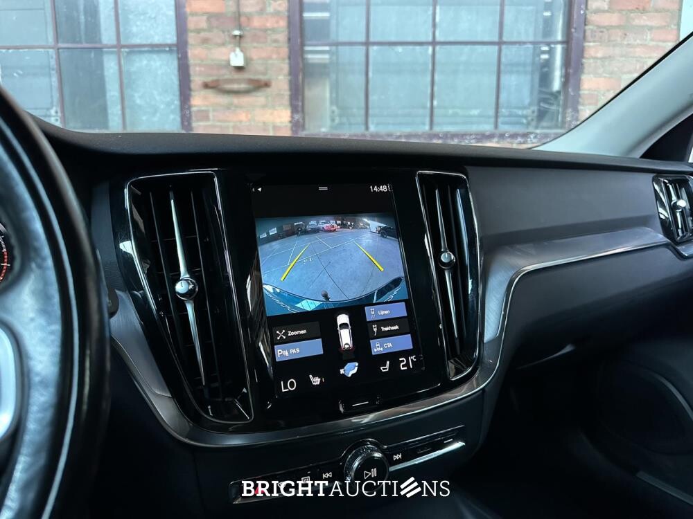 Volvo V60 2.0 B3 Momentum Advantage 163PK 2021 (Origineel-NL+1e eigenaar), K-788-LP