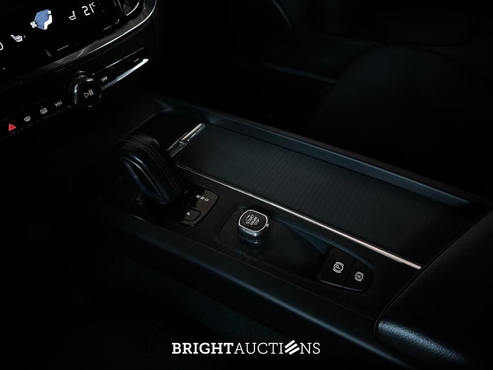 Volvo V60 2.0 B3 Momentum Advantage 163PK 2021 (Origineel-NL+1e eigenaar), K-788-LP