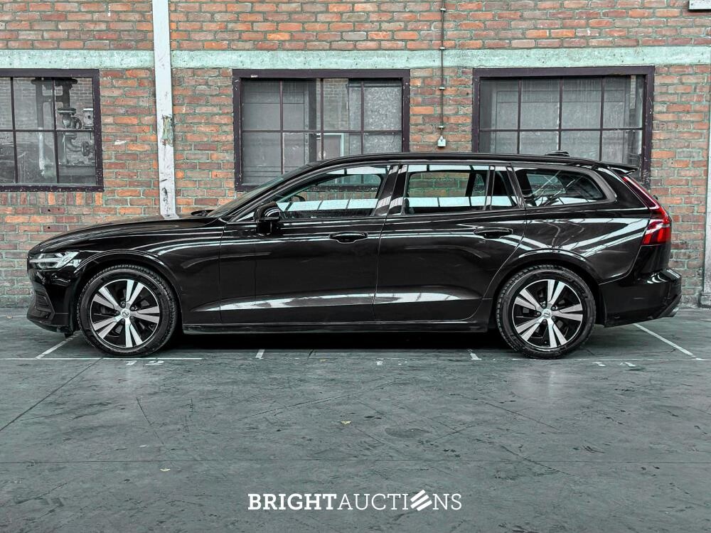 Volvo V60 2.0 B3 Momentum Advantage 163PK 2021 (Origineel-NL+1e eigenaar), K-788-LP