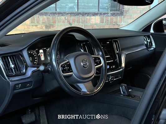 Volvo V60 2.0 B3 Momentum Advantage 163PK 2021 (Origineel-NL+1e eigenaar), K-788-LP