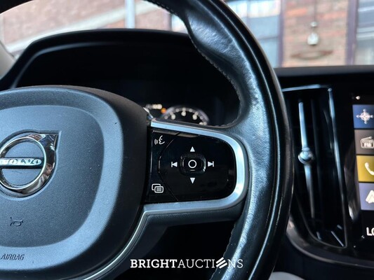 Volvo V60 2.0 B3 Momentum Advantage 163PK 2021 (Origineel-NL+1e eigenaar), K-788-LP