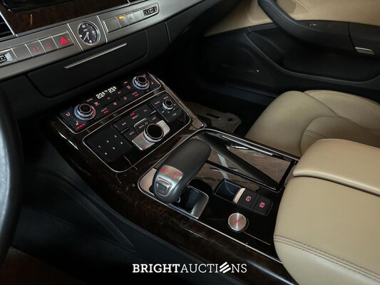 Audi A8 4.2 FSI Quattro V8 372pk 2011 (65.000 km)