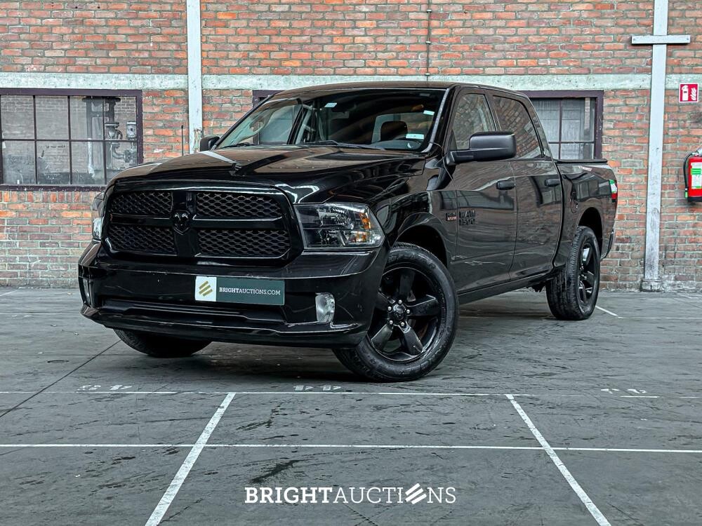 Dodge Ram 1500 5.7 Hemi V8 2018 6-Peroons