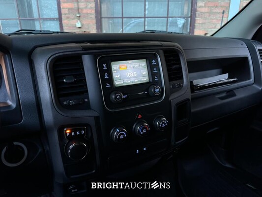 Dodge Ram 1500 5.7 Hemi V8 2018 6-Peroons