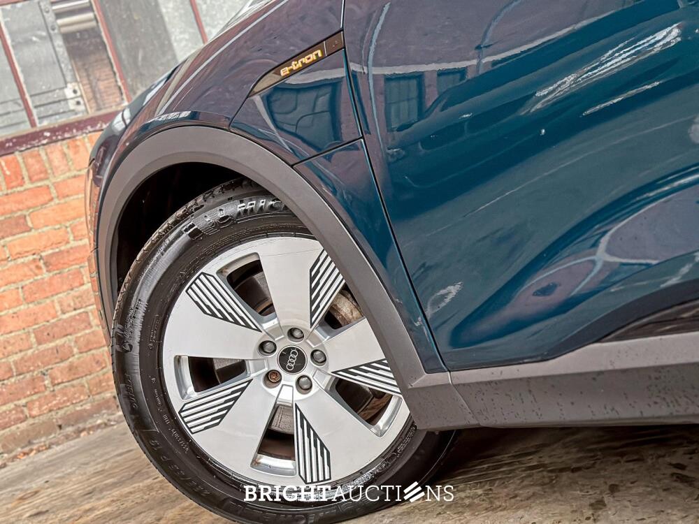 Audi E-tron Sportback 50 quattro edition 71 kWh 313pk 2020 (Origineel-NL), K-130-HS