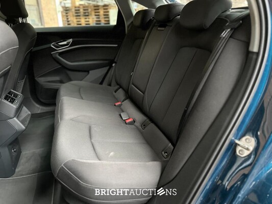 Audi E-tron Sportback 50 quattro edition 71 kWh 313pk 2020 (Origineel-NL), K-130-HS