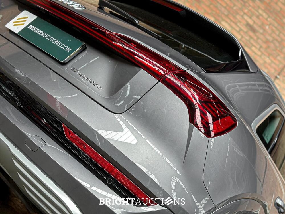 Audi E-tron 50 quattro Business edition 71 kWh 313pk 2020 (Origineel-NL+1e eigenaar), K-238-JJ