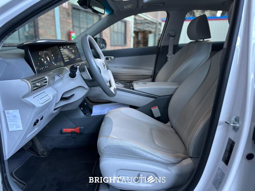 Hyundai NEXO FCEV Plus Pack 163pk 2020 (Origineel-NL), J-193-NB