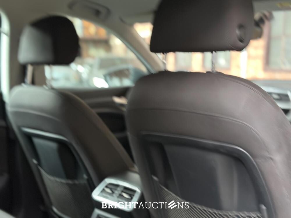 Audi E-tron 50 quattro Business edition 71 kWh 313pk 2020 (Origineel-NL+ 1e eigenaar), J-695-PX