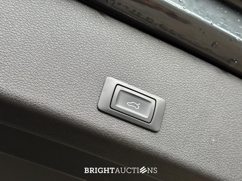 Audi E-tron 50 quattro Business edition 71 kWh 313pk 2020 (Origineel-NL+ 1e eigenaar), J-695-PX