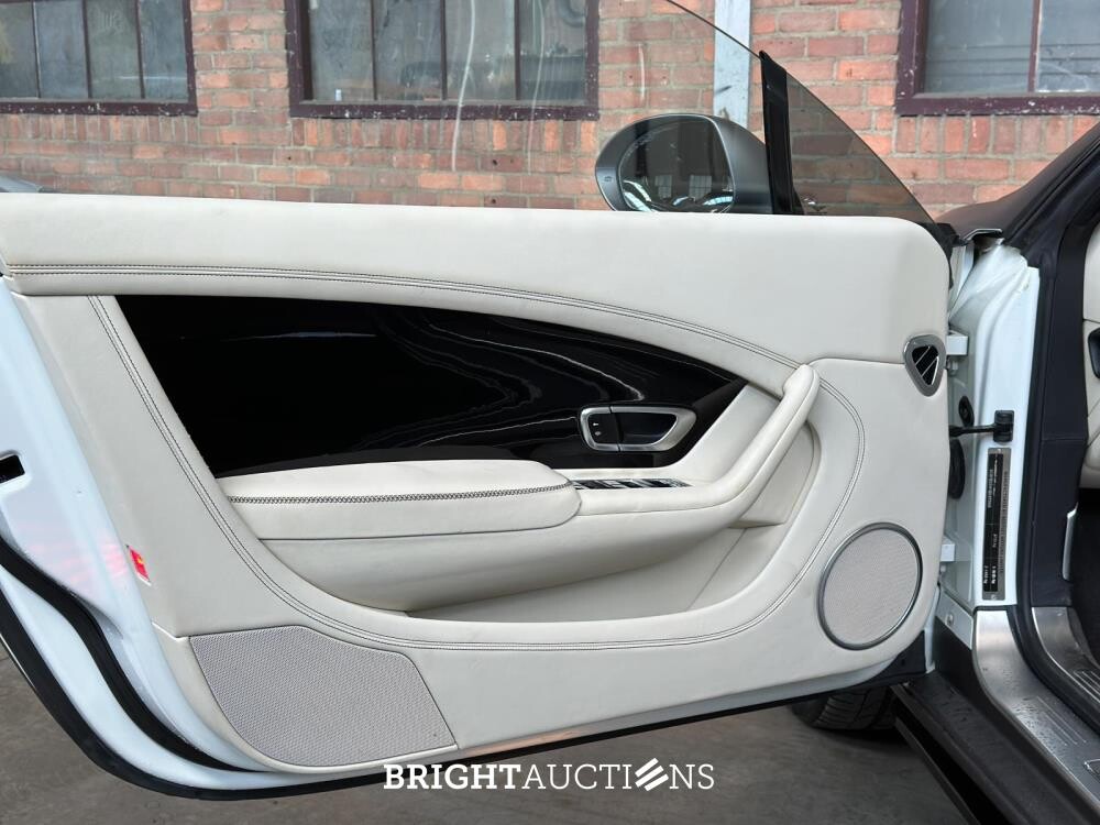 Bentley Continental GT 6.0 W12 575pk 2013, K-766-VL