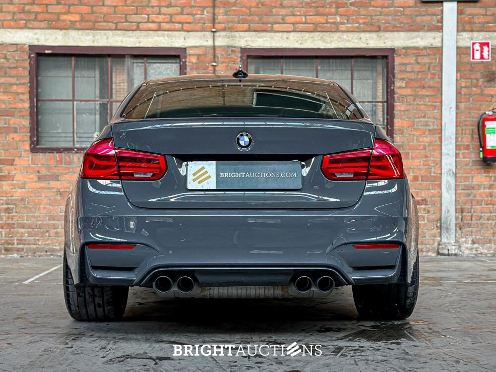 BMW M3 Competition DCTA 450pk 2019 - Grigio Telesto - CARBON - (Origineel-NL) 3-serie F80, NL-Kenteken
