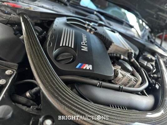 BMW M3 Competition DCTA 450pk 2019 - Grigio Telesto - CARBON - (Origineel-NL) 3-serie F80, NL-Kenteken