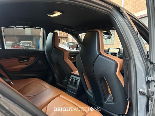 BMW M3 Competition DCTA 450pk 2019 - Grigio Telesto - CARBON - (Origineel-NL) 3-serie F80, NL-Kenteken