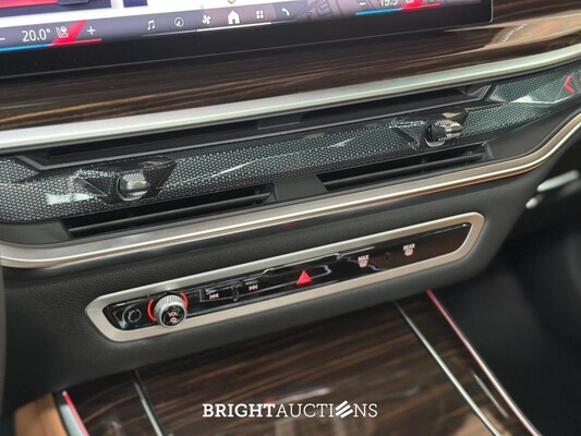 BMW X5 xDrive50e M-Sport 489pk 2025 (Fabrieksgarantie)