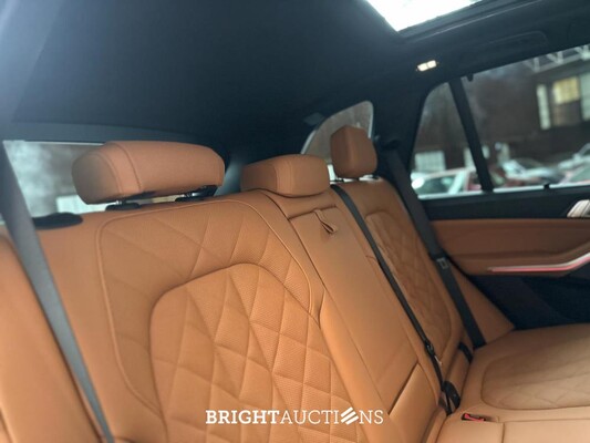 BMW X5 xDrive50e M-Sport 489pk 2025 (Fabrieksgarantie)