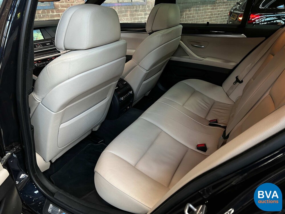 BMW 535d High Executive M-Sport 5er Touring 300PS 2011 -Org. NL-, 66-PFF-9.