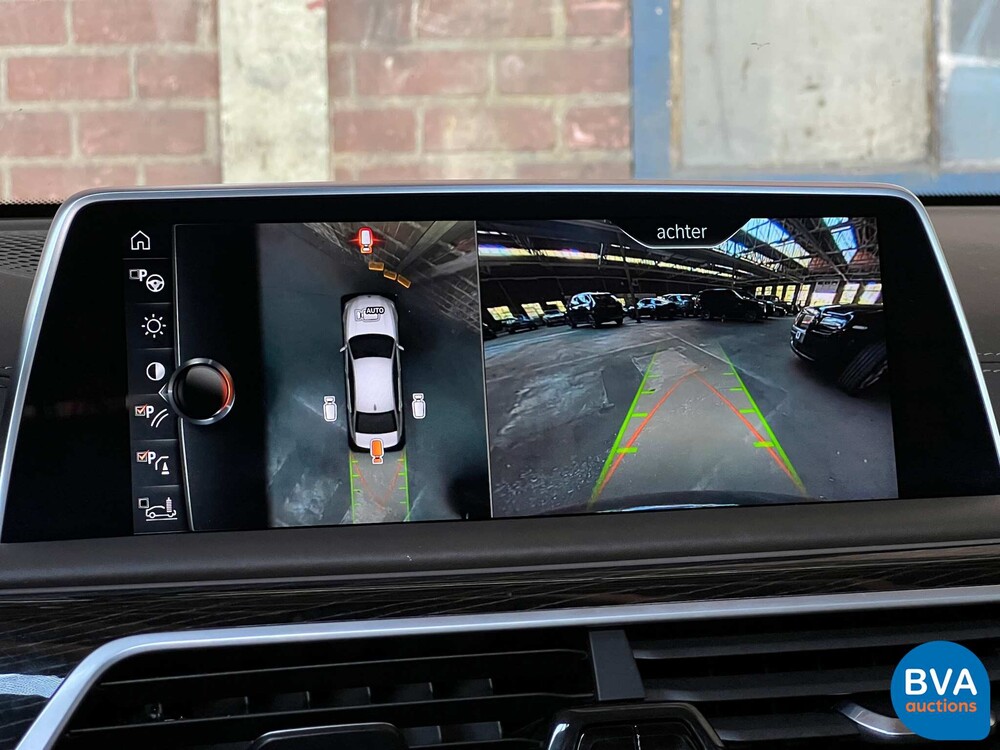 BMW M760Li xDrive M-Sport V12 7er LANG 609pk 2016 G12, L-128-BS.