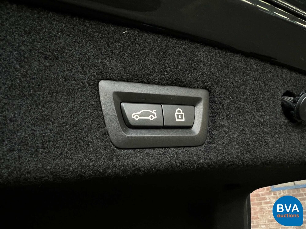 BMW M760Li xDrive M-Sport V12 7er LANG 609pk 2016 G12, L-128-BS.