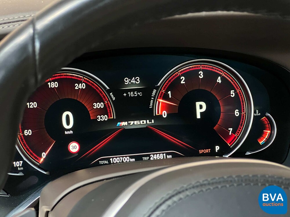 BMW M760Li xDrive M-Sport V12 7er LANG 609pk 2016 G12, L-128-BS.