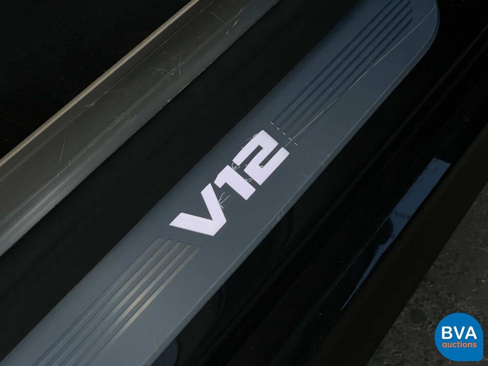 BMW M760Li xDrive M-Sport V12 7er LANG 609pk 2016 G12, L-128-BS.