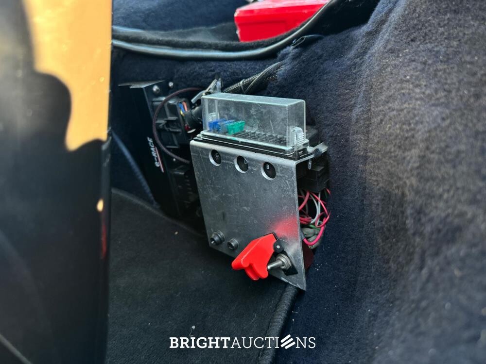 Porsche 911 3.2 Carrera -Rally- 232hp 1985 (MATCHING NUMBERS)
