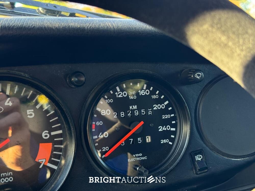 Porsche 911 3.2 Carrera -Rally- 232hp 1985 (MATCHING NUMBERS)
