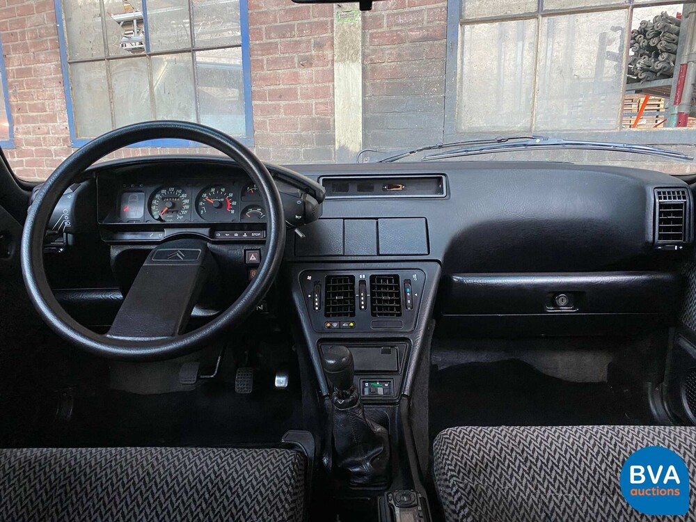 Citroën CX2.2 TRS 113PS 1987 -Orig. NL-, RN-28-PJ.