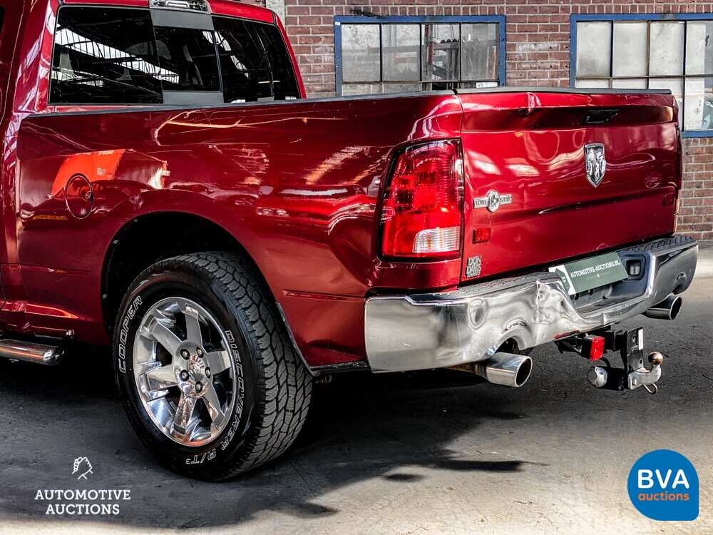 Dodge-RAM 1500 5.7 V8 4x4 Quad Cab 6'4 Pickup 2011.