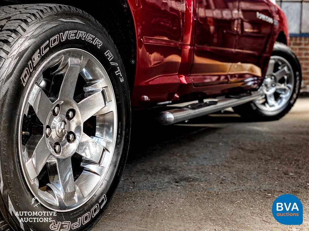 Dodge-RAM 1500 5.7 V8 4x4 Quad Cab 6'4 Pickup 2011.