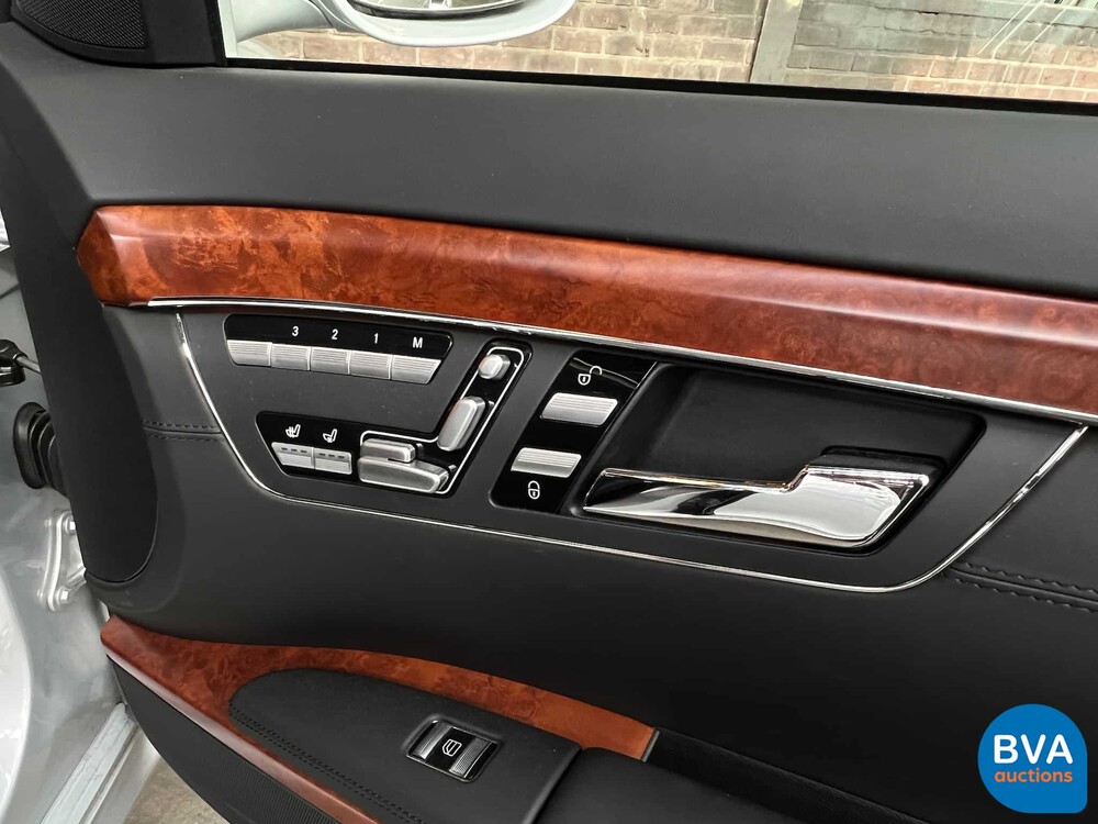 Mercedes Benz S65 AMG Lang 6.0 V12 M275 BiTurbo 612pk 2007 -YOUNGTIMER-.