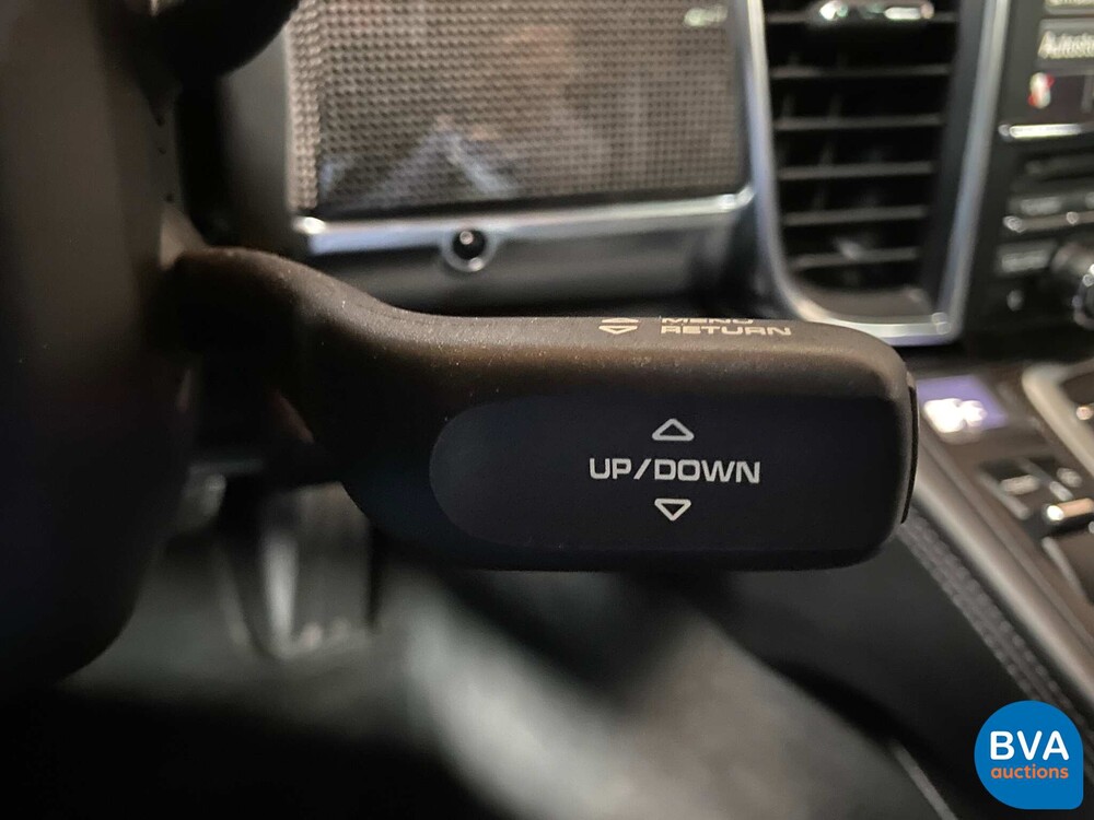 Porsche Panamera 4.8 Turbo S SportChrono 551pk 2011, XJ-976-R.