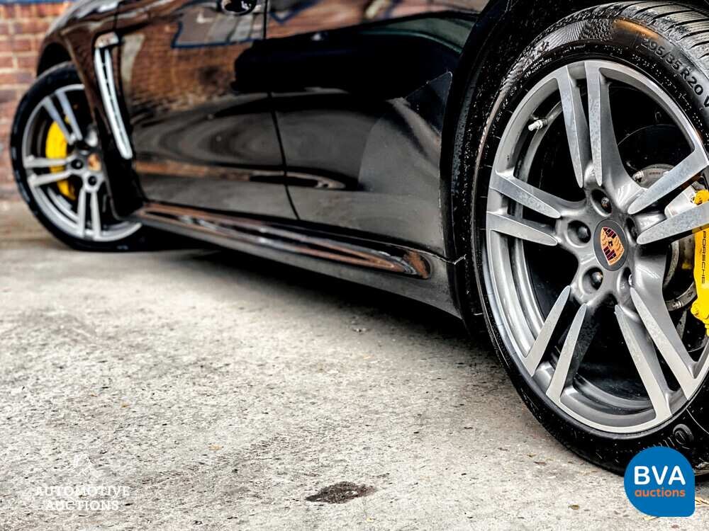 Porsche Panamera 4.8 Turbo S SportChrono 551pk 2011, XJ-976-R.