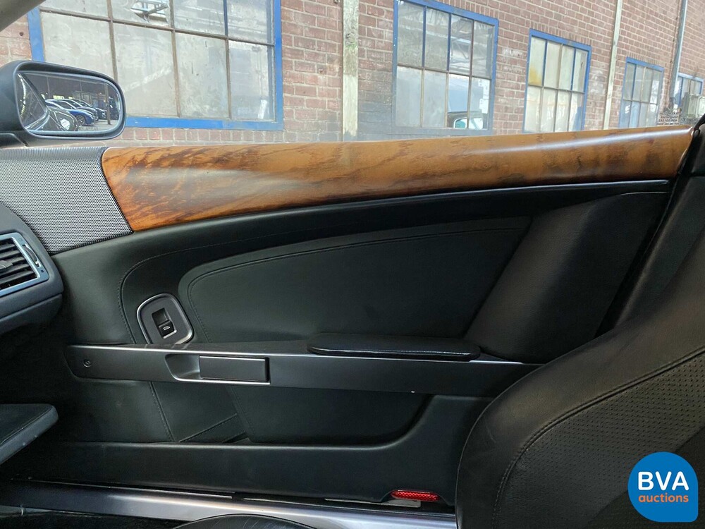 Aston Martin DB9 Volante 457 PS Cabrio 2007.