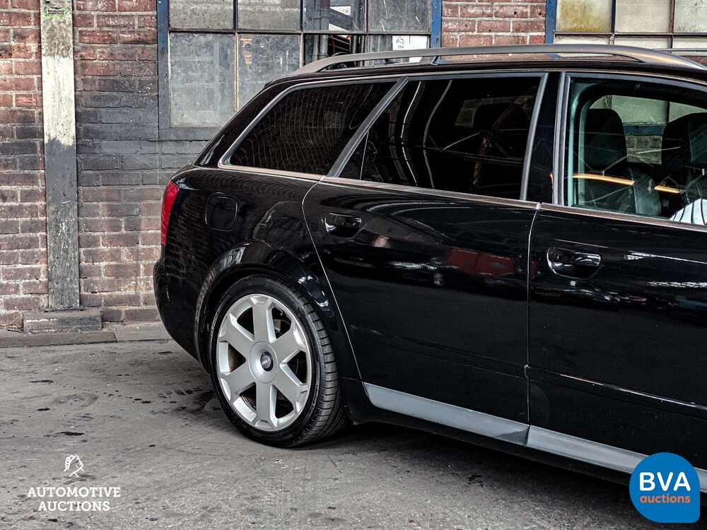 Audi S4 Avant 4.2 V8 quattro 344 PS 2003, 77-RXL-3.