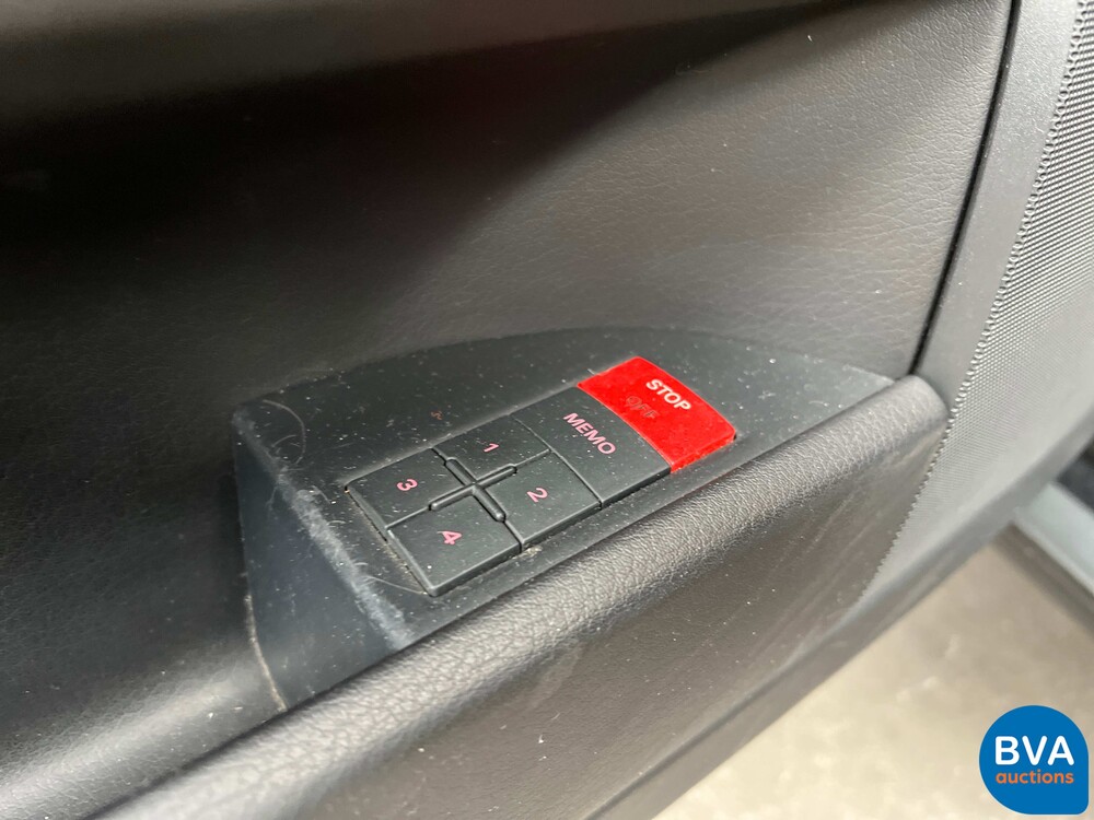 Audi S4 Avant 4.2 V8 quattro 344 PS 2003, 77-RXL-3.