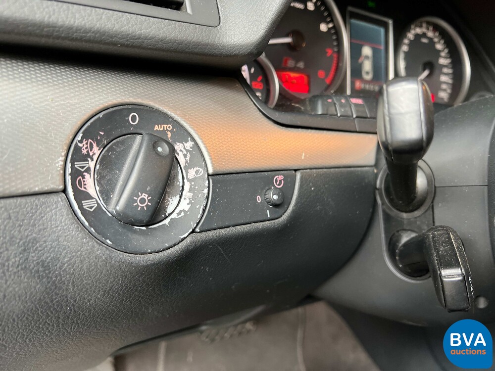 Audi S4 Avant 4.2 V8 quattro 344 PS 2003, 77-RXL-3.