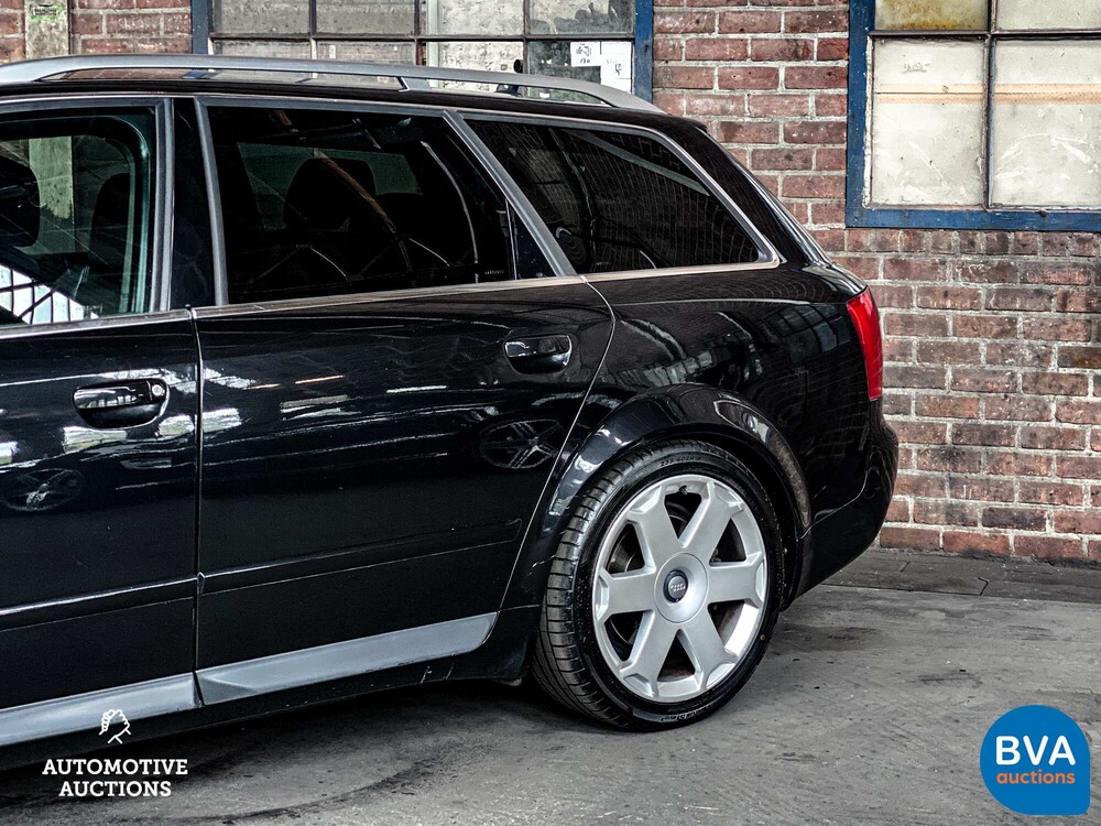 Audi S4 Avant 4.2 V8 quattro 344 PS 2003, 77-RXL-3.