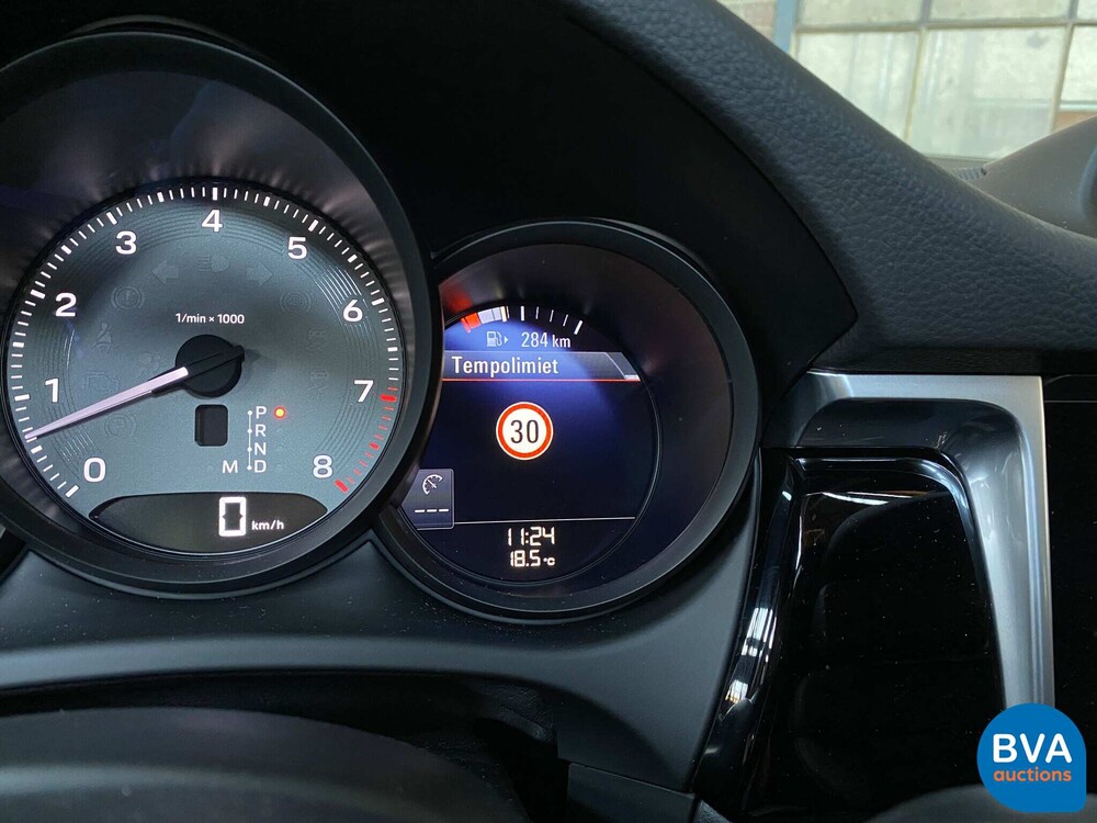 Porsche Macan S2.9 380 PS Modelljahr 2022.