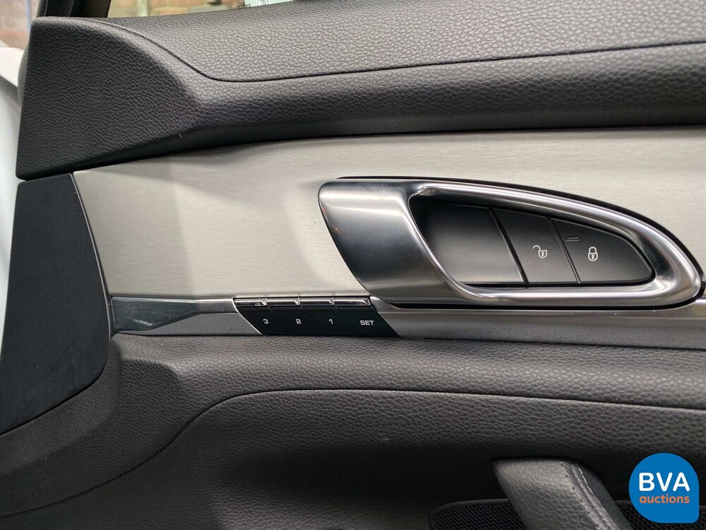 Porsche Panamera S E-Hybrid 416pk SportChrono 2014 -Org NL-, 5-TDZ-03.