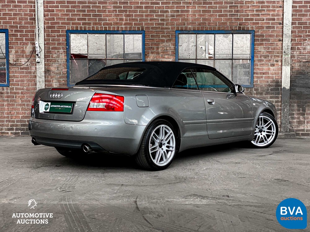Audi A4 Cabrio 2.4 V6 Pro Line 170PS 2004 -Org. NL-, 39-PH-XR.