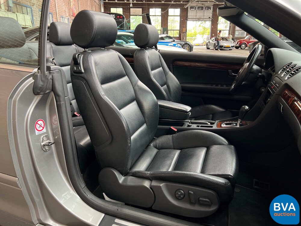 Audi A4 Cabrio 2.4 V6 Pro Line 170PS 2004 -Org. NL-, 39-PH-XR.