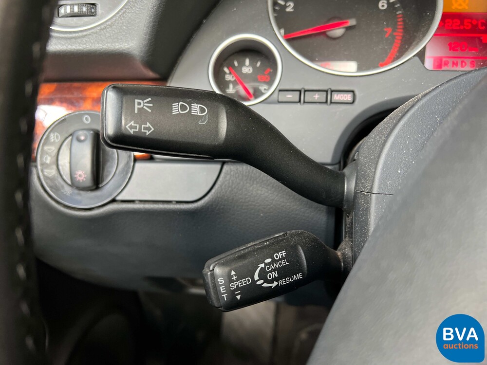 Audi A4 Cabrio 2.4 V6 Pro Line 170PS 2004 -Org. NL-, 39-PH-XR.