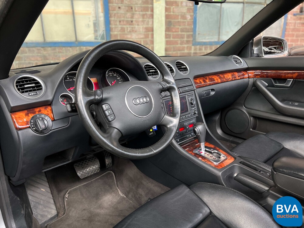 Audi A4 Cabrio 2.4 V6 Pro Line 170PS 2004 -Org. NL-, 39-PH-XR.