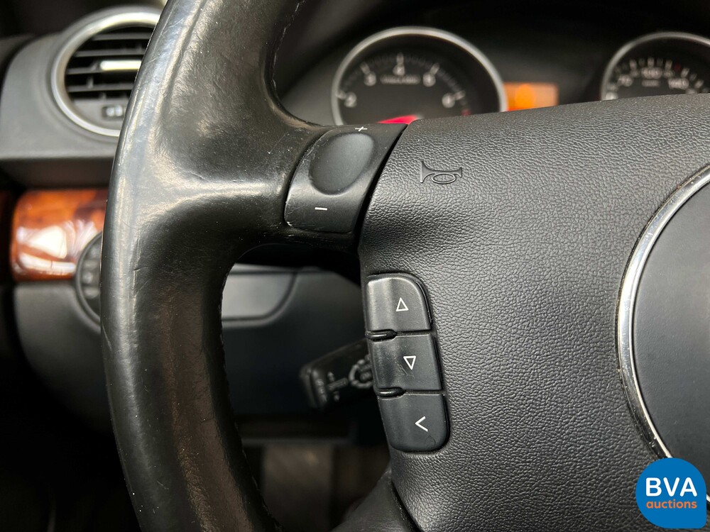 Audi A4 Cabrio 2.4 V6 Pro Line 170PS 2004 -Org. NL-, 39-PH-XR.